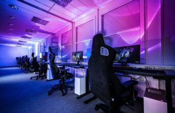 How Esports and Trading Are Teaming Up: A New Game for Gamers and Investors How Esports and Trading Are Teaming Up